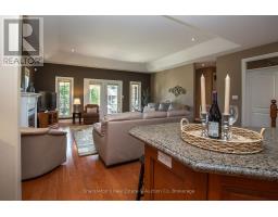 30 - 41 NORTH POINTE DRIVE - 11