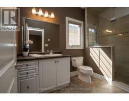 30 - 41 NORTH POINTE DRIVE - 18
