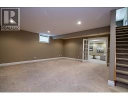 30 - 41 NORTH POINTE DRIVE - 24