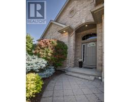 30 - 41 NORTH POINTE DRIVE - 3