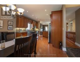 30 - 41 NORTH POINTE DRIVE - 9