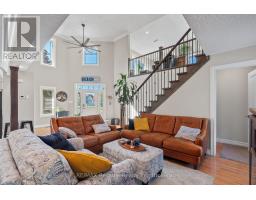 17 HARBOUR COURT - 13