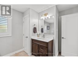 17 HARBOUR COURT - 21