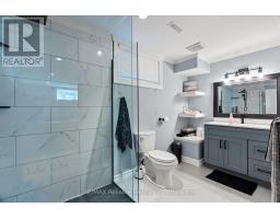 17 HARBOUR COURT - 38