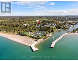 17 HARBOUR COURT - 8