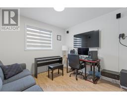 20 LANDON AVENUE - 21