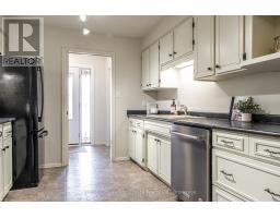 39 BAKER STREET - 13