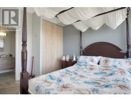 1501 - 318 SPRUCE STREET - 12