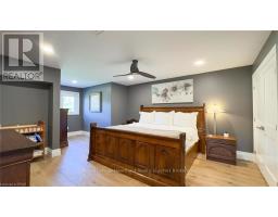 4640 LAKESHORE ROAD - 28