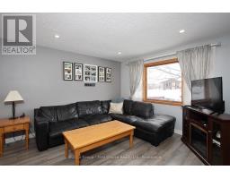 26 MAPLE AVENUE - 6