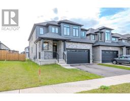 45 QUEENSGATE CRESCENT - 2