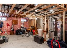 13 BROWN STREET - 35