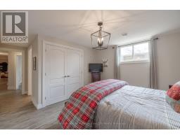 17 FAWN CREEK LANE - 40