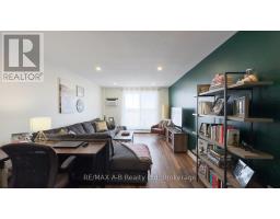 1005 - 583 MORNINGTON AVENUE - 12