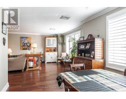 203 - 30 FRONT STREET - 20