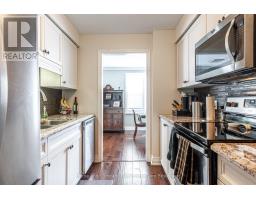 203 - 30 FRONT STREET - 23