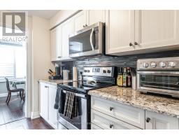 203 - 30 FRONT STREET - 24
