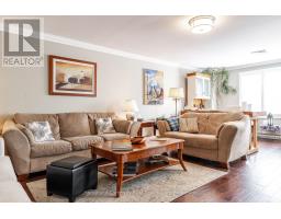 203 - 30 FRONT STREET - 7