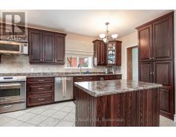 22 MILL STREET E - 16
