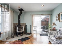 22 MILL STREET E - 25