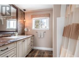 22 MILL STREET E - 33