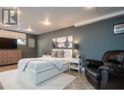 22 MILL STREET E - 41