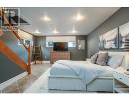 22 MILL STREET E - 42