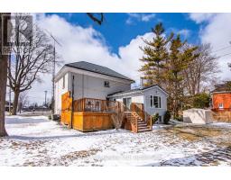 22 MILL STREET E - 44