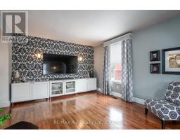 22 MILL STREET E - 9