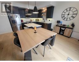 533 ALBERT STREET - 14