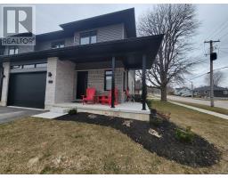 533 ALBERT STREET - 2