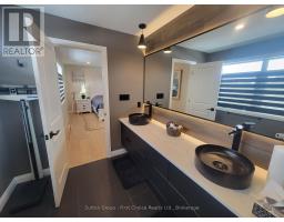 533 ALBERT STREET - 27