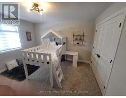 533 ALBERT STREET - 34