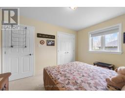 260 WILLIAM STREET E - 23
