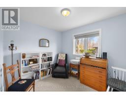 260 WILLIAM STREET E - 24
