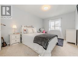4 ENDEAVOUR DRIVE - 21