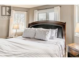4 ENDEAVOUR DRIVE - 28