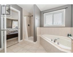 4 ENDEAVOUR DRIVE - 31