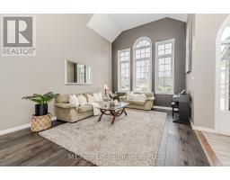 4 ENDEAVOUR DRIVE - 7