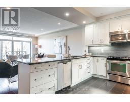 206 - 36 FRONT STREET - 11