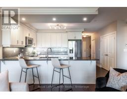 206 - 36 FRONT STREET - 18