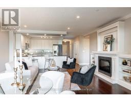 206 - 36 FRONT STREET - 25