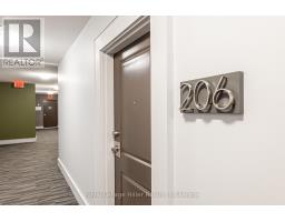 206 - 36 FRONT STREET - 3