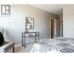 206 - 36 FRONT STREET - 32