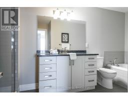 206 - 36 FRONT STREET - 34