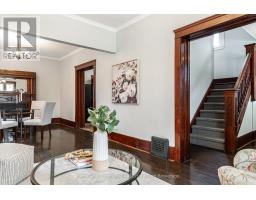 196 HURON STREET - 10