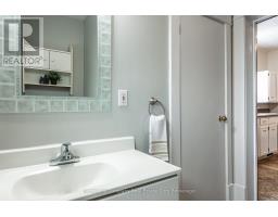 196 HURON STREET - 19