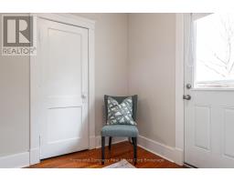 196 HURON STREET - 25