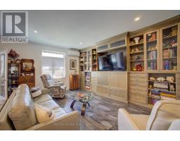 33 - 375 MITCHELL ROAD S - 12