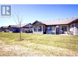 33 - 375 MITCHELL ROAD S - 45